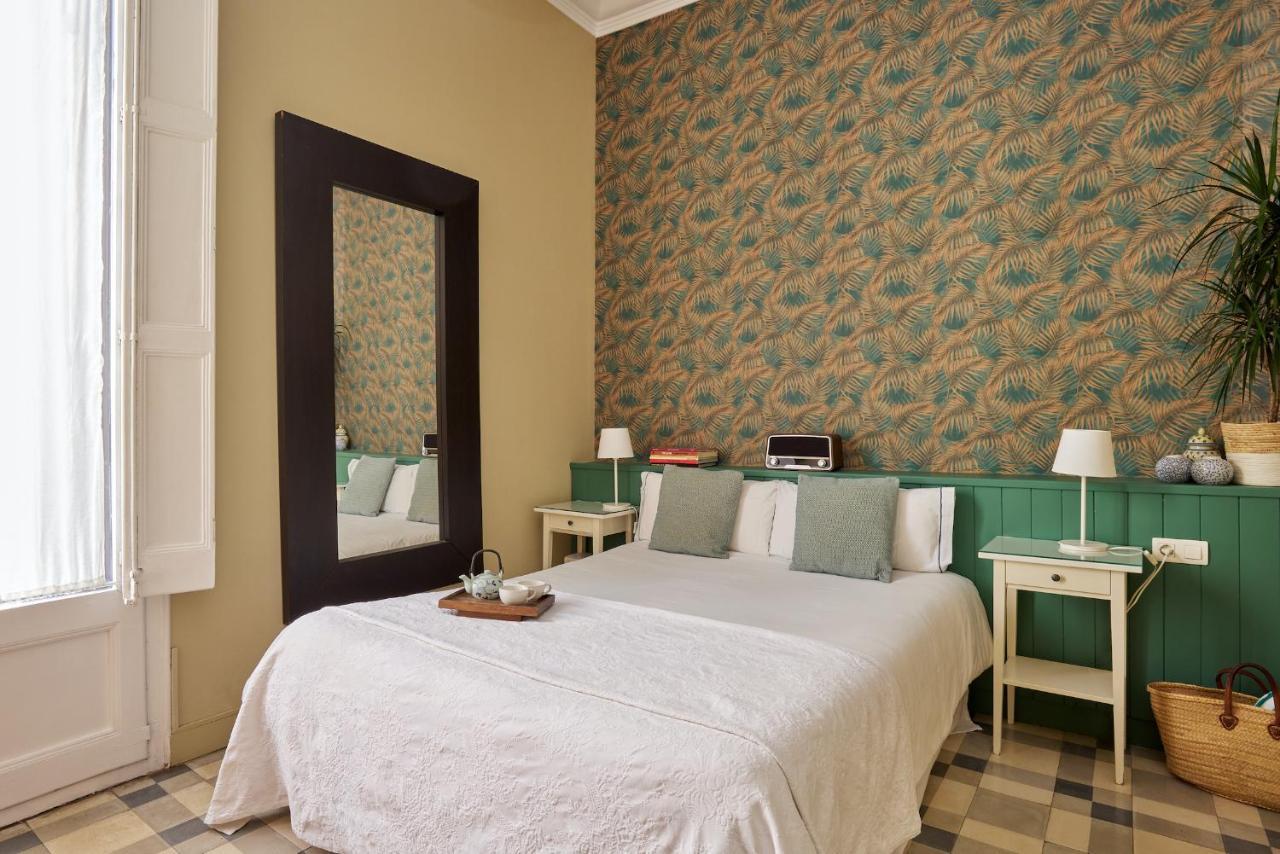 Hostal Poblenou Barcelona Bagian luar foto