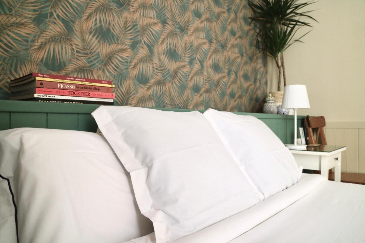 Hostal Poblenou Barcelona Bagian luar foto